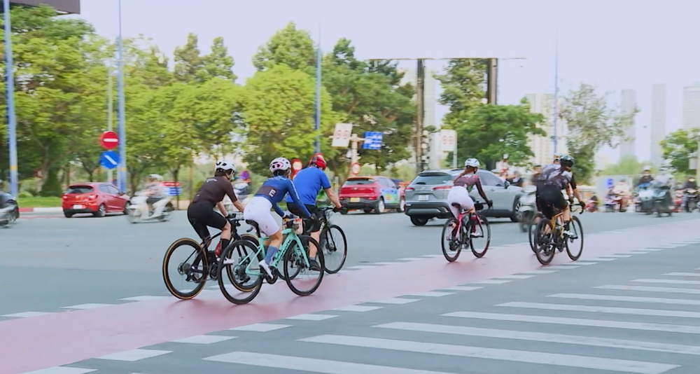 Trải nghiệm làn đường dành cho xe đạp đầu tiên tại TP. Hồ Chí Minh- Ảnh 4.
