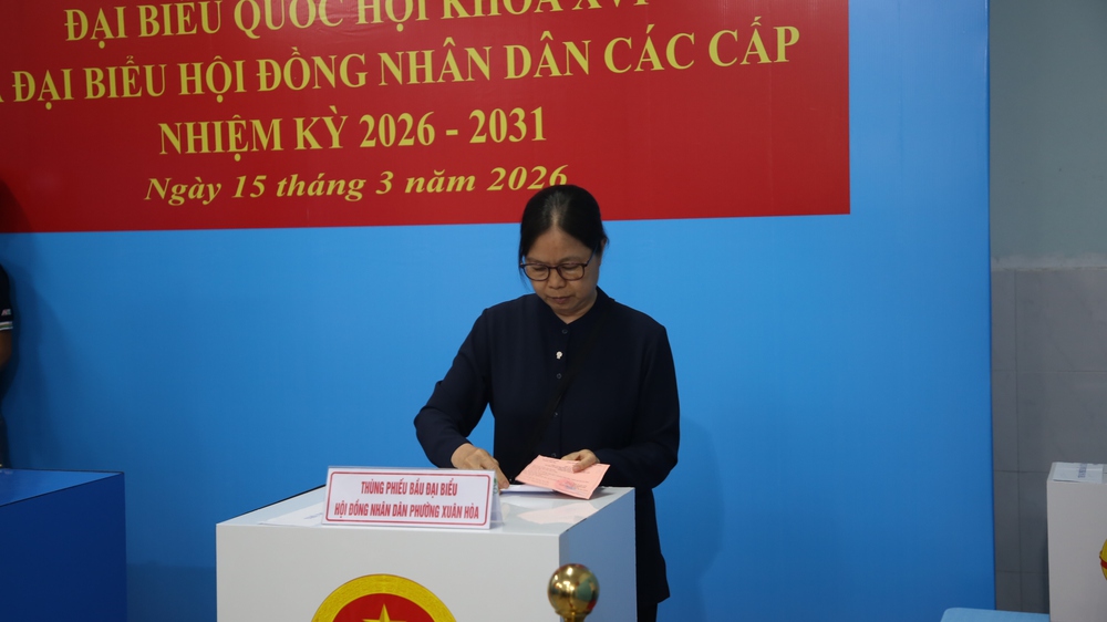 TP. Hồ Chí Minh - Những câu chuyện đẹp trong ngày bầu cử - Ảnh 7.