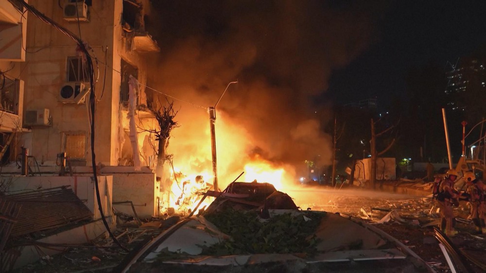 Mỹ - Israel không kích Iran: Trung Đông trước ngưỡng cửa leo thang mới - Ảnh 25.