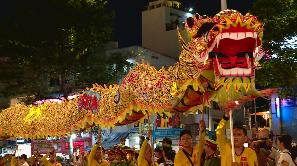 Đơn vị bầu cử số 6 tiếp xúc cử tri: Lắng nghe dân kể, gửi gắm niềm tin vào những đại biểu ưu tú - Ảnh 7.