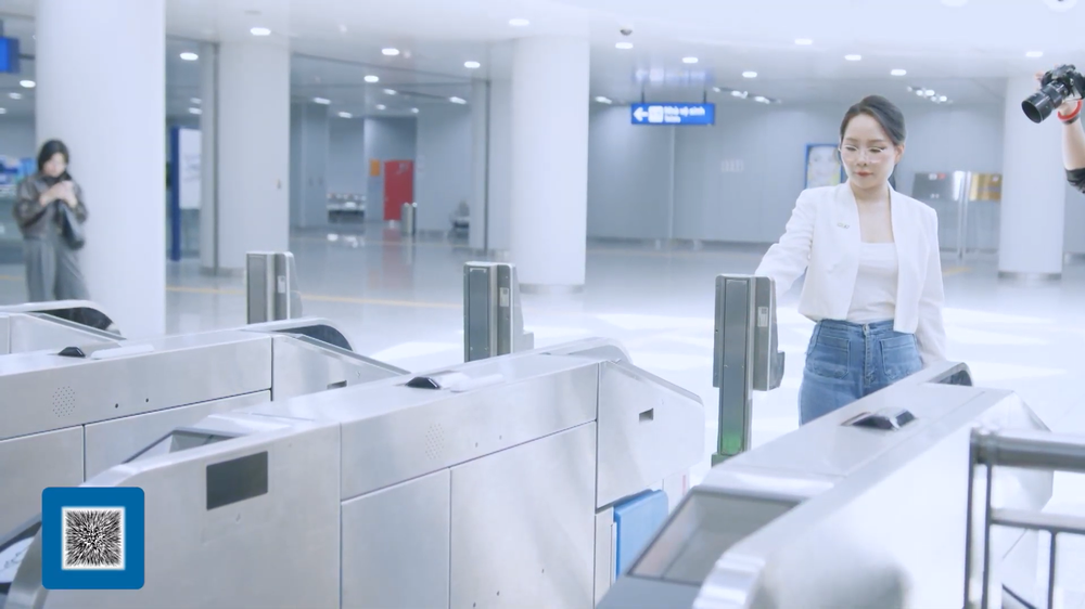 Giao thông xanh - Đi vui, về khỏe: Người dân TP. Hồ Chí Minh chuyển dịch sang metro và xe buýt - Ảnh 4.