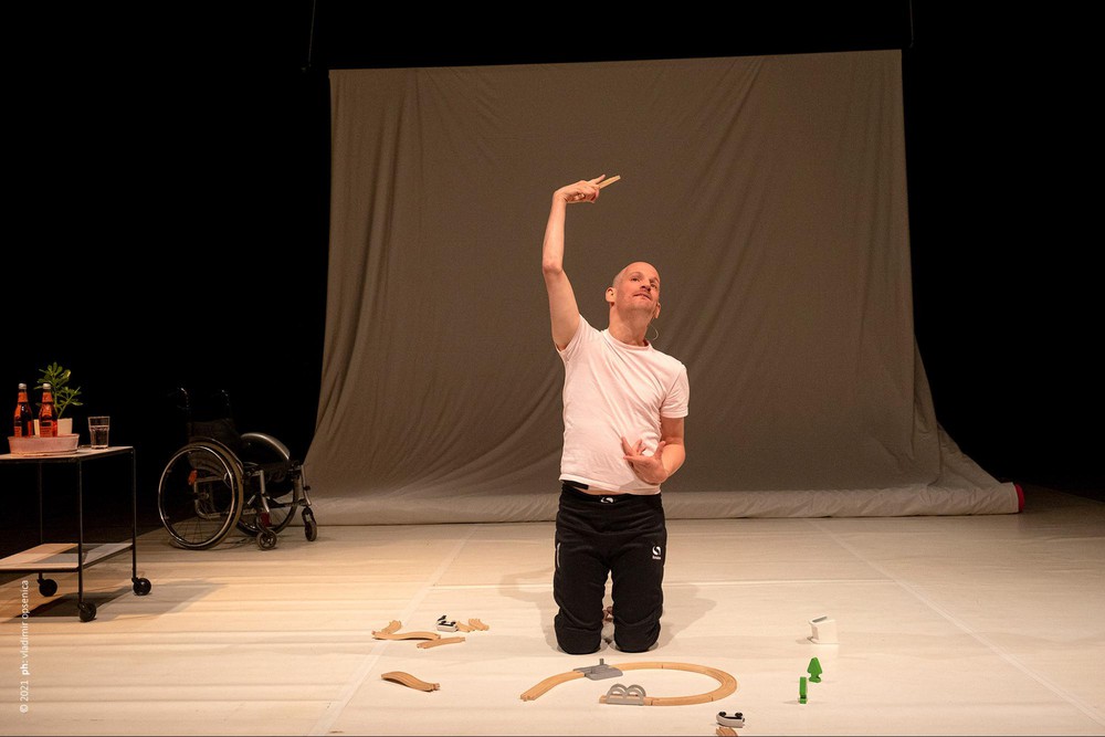 Nghệ thuật bao hàm: Một vòng tay ôm trọn - Ảnh 12.