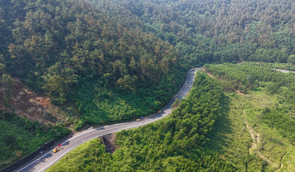 Cúp Truyền hình 2026: 7 ngọn đèo huyền thoại nối liền mạch sống di sản - Ảnh 4.