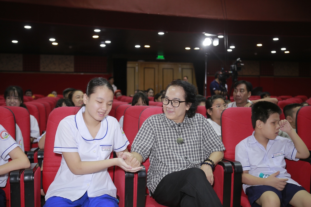 Khi cổ tích được “xem” bằng đôi tai và chạm bằng đôi tay - Ảnh 29.