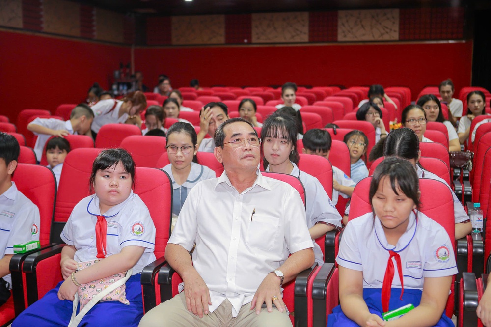 LongFORM: Khi cổ tích được “xem” bằng đôi tai và chạm bằng đôi tay - Ảnh 31.