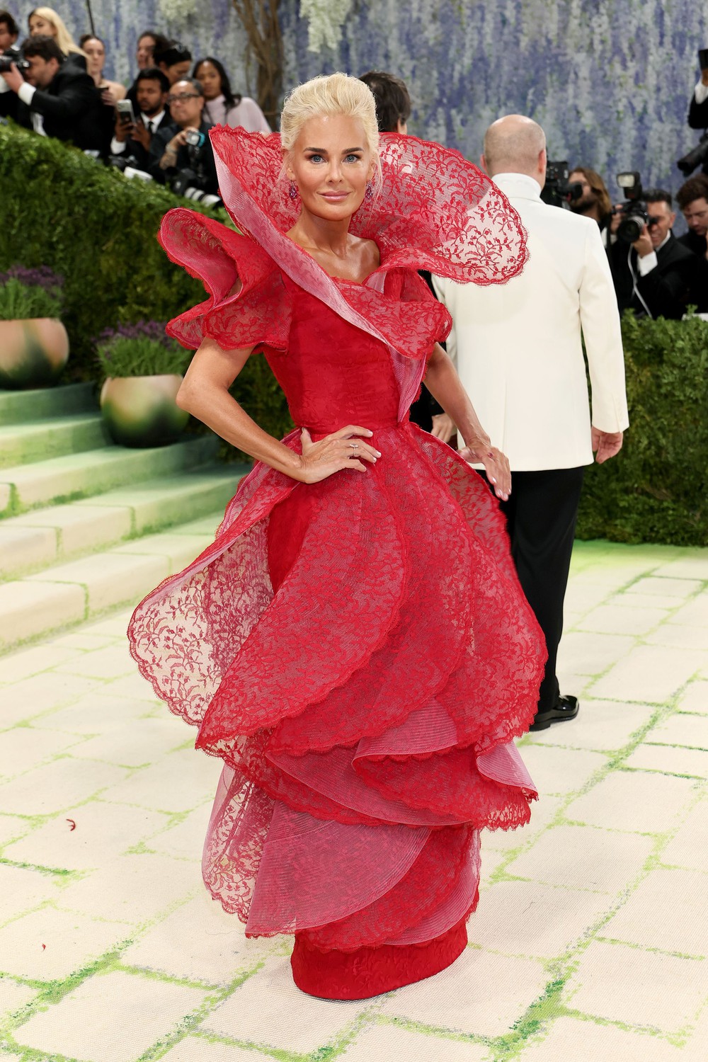 Met Gala 2026 - Sự trở lại của "đêm hội thời trang" lớn nhất hành tinh - Ảnh 108.