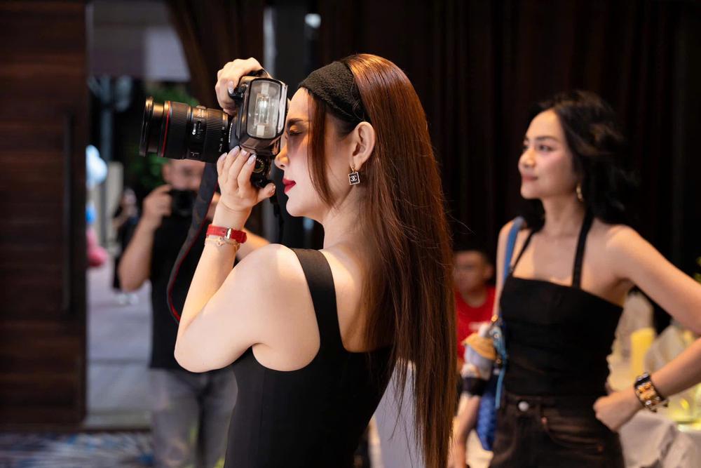Minh Hằng lần đầu trải lòng về "Sức nặng của hào quang"- Ảnh 17.