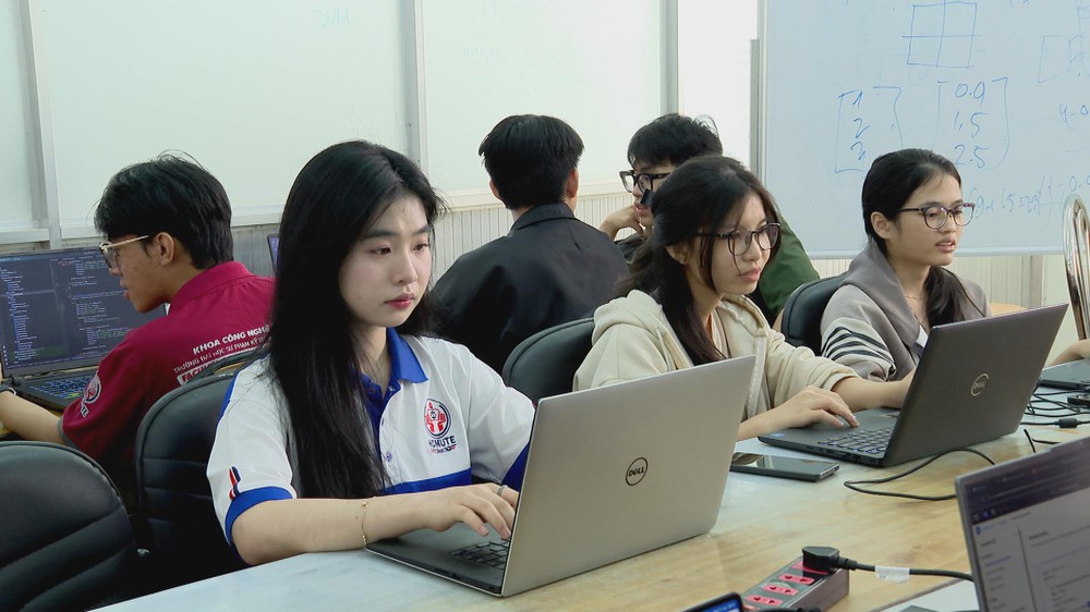 Bước chuyển mình chiến lược của giáo dục bậc Đại học tại TP. Hồ Chí Minh - Ảnh 11.