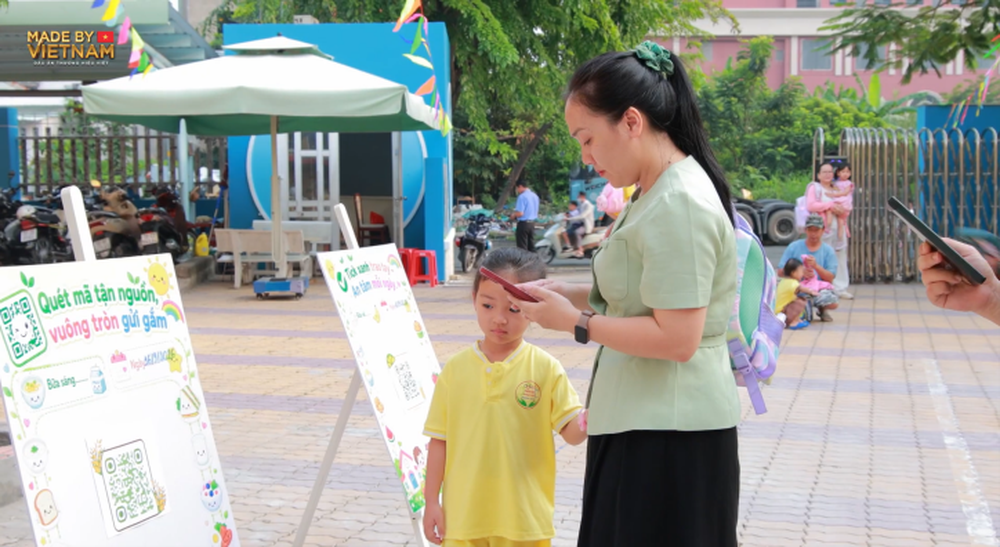 Từ “Tick xanh” đến bếp ăn học đường - Ảnh 2.