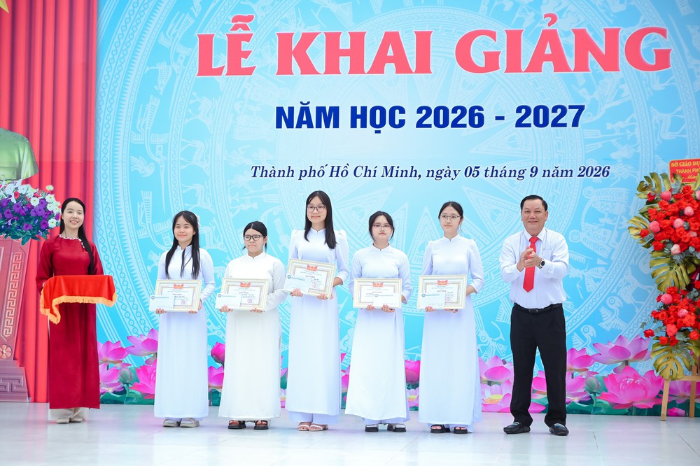 Khai giảng năm học 2026-2027 tại TP. Hồ Chí Minh: Năm học mới, khí thế mới, niềm tin mới - Ảnh 54.
