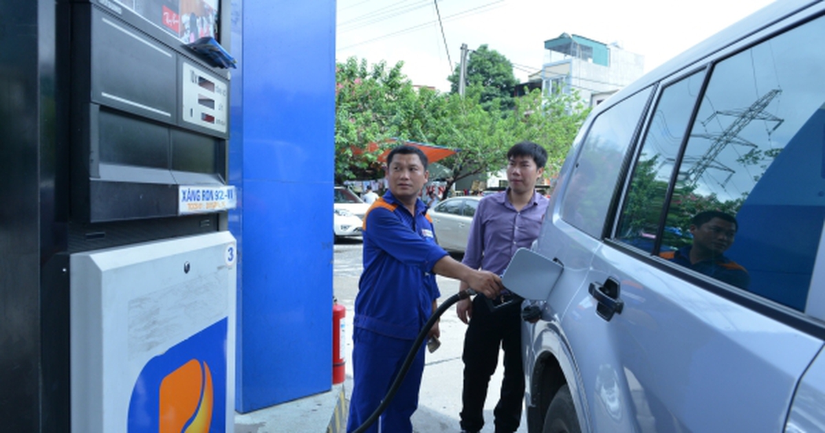 Bộ Công Thương yêu cầu doanh nghiệp đảm bảo nguồn cung xăng dầu