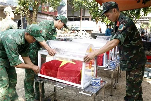Điện Biên cất bốc, quy tập thêm 10 hài cốt liệt sĩ