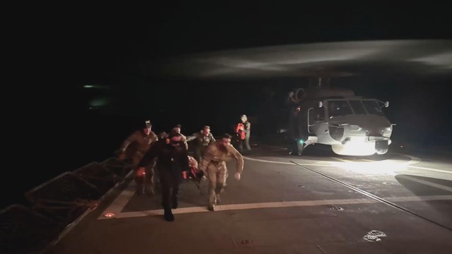 Nhóm Houthi dùng tên lửa hành trình bắn vào tàu hàng Hà Lan - Ảnh 2.