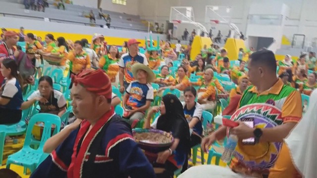 Động đất 7,4 độ richter ở ngoài khơi Philippines - Ảnh 2.