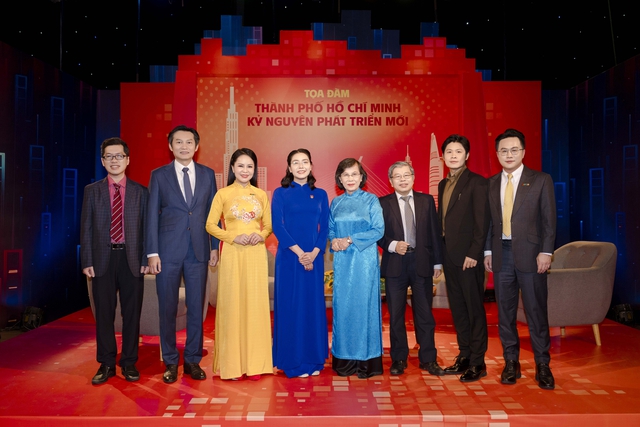 HTV phát sóng tọa đàm đặc biệt “Thành phố Hồ Chí Minh - Kỷ nguyên phát triển mới” - Ảnh 9.