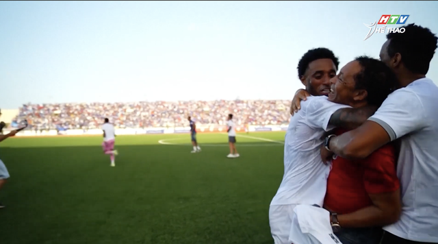 Cape Verde lần đầu tiên giành vé dự World Cup - Ảnh 1.