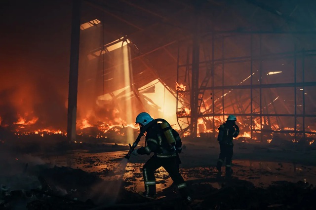 Ucraina: Nhiều vùng mất điện sau các đòn không kích của Nga - Ảnh 2.