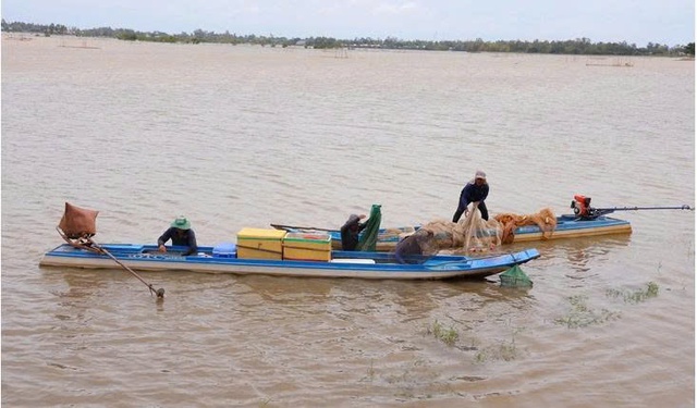 Mực nước đầu nguồn sông Cửu Long biến đổi chậm, nguy cơ ngập lụt tại nhiều tỉnh - Ảnh 1.