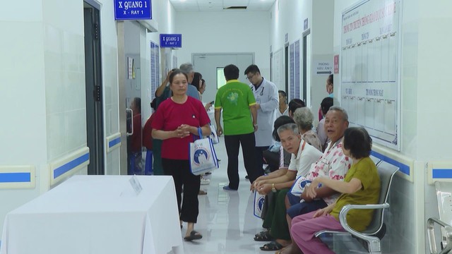 Hệ thống y tế TP.HCM chuyển mình sau hợp nhất địa giới, nâng cao chất lượng chăm sóc sức khỏe cho hơn 14 triệu dân - Ảnh 4.
