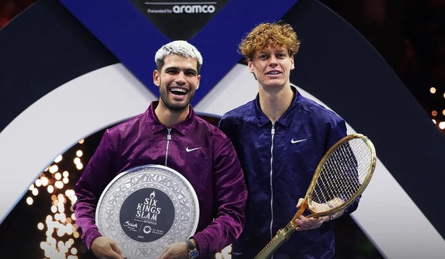 Jannik Sinner lần thứ hai vô đich Giải quần vợt biểu diễn Six Kings Slam - Ảnh 1.