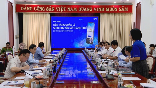 Chuyển đổi số - “cứu cánh” trong sắp xếp đơn vị hành chính tại TP. Hồ Chí Minh - Ảnh 1.