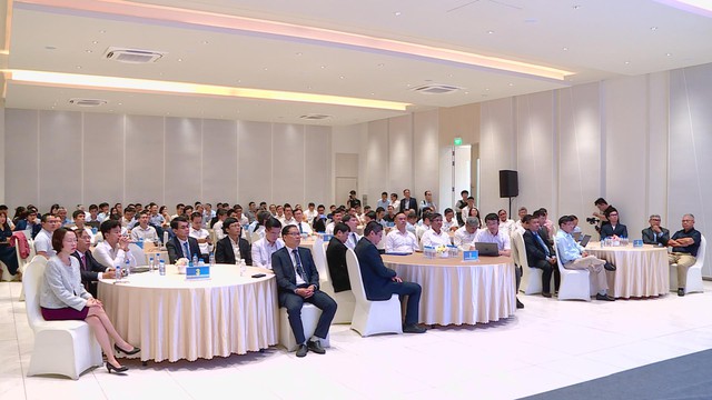 TP. HỒ CHÍ MINH THÀNH LẬP HAI MẠNG LƯỚI ĐÀO TẠO XUẤT SẮC VỀ AI VÀ BÁN DẪN - Ảnh 1.