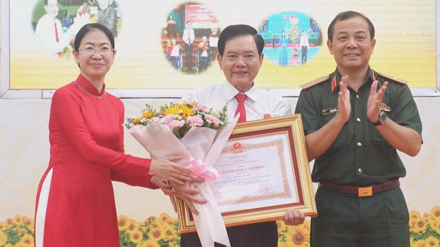 Phường Đức Nhuận: Từ phong trào thi đua đến hành động thiết thực - Ảnh 2.