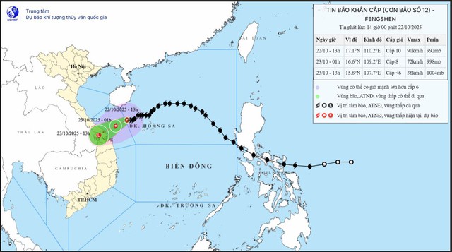 Bão số 12 tiến gần đất liền, gây mưa rất to từ Quảng Trị đến Đà Nẵng - Ảnh 1.