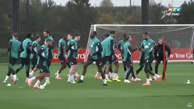 Liverpool tìm lại chiến thắng, Bayern hưng phấn cùng Kompany - Ảnh 1.