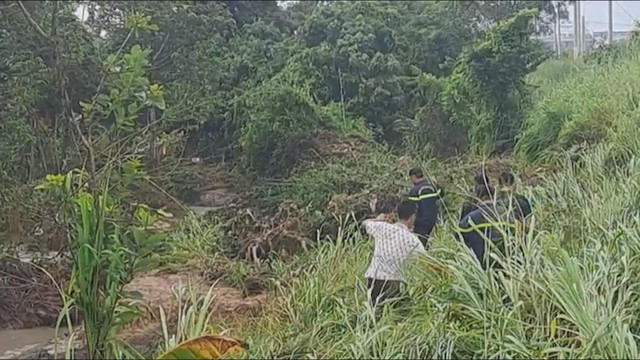 Tìm thấy nạn nhân mất tích trong vụ lũ quét tại xã Bàu Bàng- Ảnh 2. Tìm thấy nạn nhân mất tích trong vụ lũ quét tại xã Bàu Bàng- Ảnh 2.