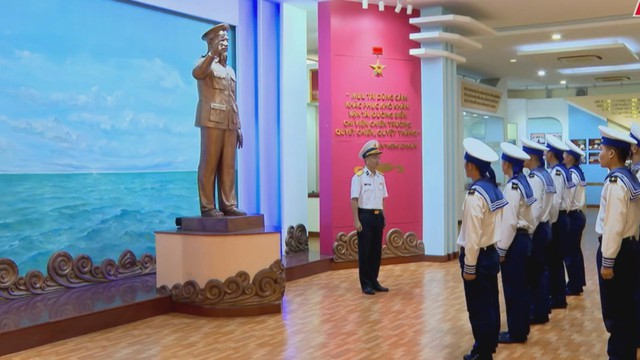 Lữ đoàn 125, Vùng 2 Hải quân: Giữ vững bản lĩnh, phát huy truyền thống “Đoàn tàu Không số” anh hùng - Ảnh 2.