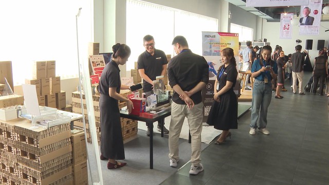 Triển lãm “Văn hóa Nhật trong Thiết kế và Vật liệu”: Tinh hoa công nghệ vì mục tiêu xây dựng bền vững- Ảnh 6. Triển lãm “Văn hóa Nhật trong Thiết kế và Vật liệu”: Tinh hoa công nghệ vì mục tiêu xây dựng bền vững- Ảnh 6.