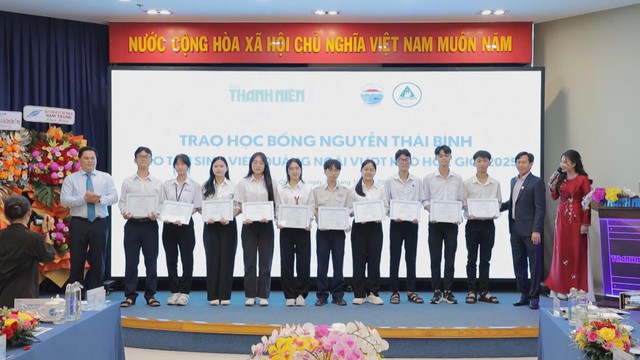 THÚC ĐẨY HỢP TÁC ĐẦU TƯ GIỮA QUẢNG NGÃI VÀ TP. HỒ CHÍ MINH - Ảnh 3.