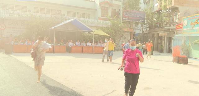 Phường Diên Hồng diễn tập chữa cháy và cứu nạn tại khu dân cư - Ảnh 2.