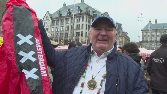 Bánh sinh nhật dài 75 mét mừng Amsterdam 750 tuổi - Ảnh 1.