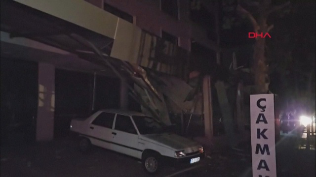 Động đất mạnh ở miền Tây Thổ Nhĩ Kỳ - Ảnh 1.