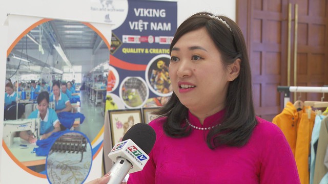 Doanh nghiệp dệt may cần làm gì để thoát khỏi mô hình gia công xuất khẩu? - Ảnh 4.