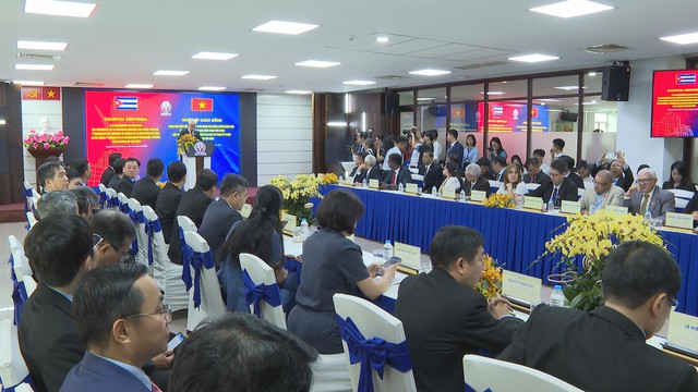 Đoàn đại biểu cấp cao Cuba thăm Trường Đại học Sư phạm Kỹ thuật TP. Hồ Chí Minh - Ảnh 1.