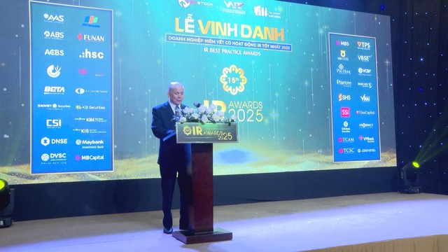Lễ vinh danh IR Awards lần thứ 15: Ghi nhận 15 năm đồng hành cùng thị trường chứng khoán Việt Nam - Ảnh 1.