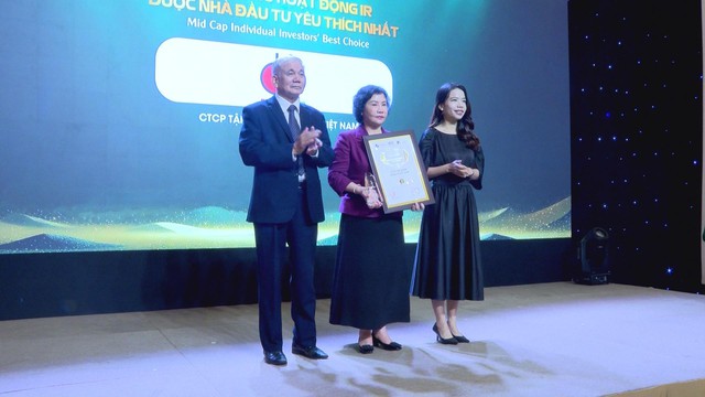 Lễ vinh danh IR Awards lần thứ 15: Ghi nhận 15 năm đồng hành cùng thị trường chứng khoán Việt Nam - Ảnh 3.