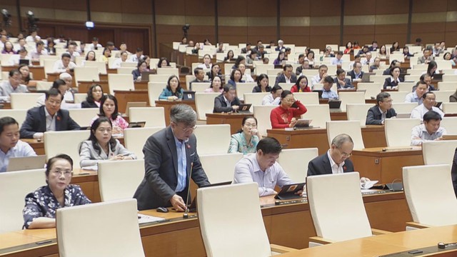 Quốc hội 2025: Bức tranh kinh tế - xã hội được thảo luận - Ảnh 2.