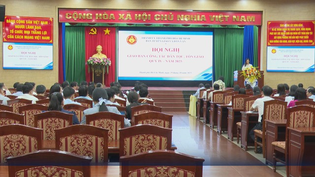 Tăng cường hiệu quả công tác dân tộc, tôn giáo trong giai đoạn mới - Ảnh 1.