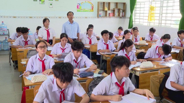 Các trường sẵn sàng cho kỳ thi lớp 10 đầu tiên sau sáp nhập - Ảnh 1.