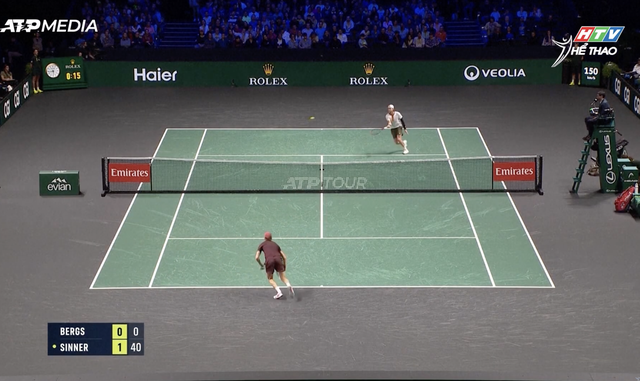 Jannik Sinner và Karen Khachanov vào vòng 3 Paris Master - Ảnh 2.