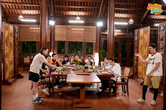 2 ngày 1 đêm - Mùa 4 - Tập 86: Ánh Sáng AZA “cứu đói” cho đội trong cuộc đấu tay đôi với Kiều Minh Tuấn - Ảnh 2.