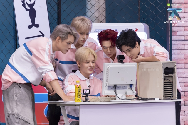 Anh trai "Say hi" - Mùa 2 - Tập 6: Các "anh trai" nỗ lực chat Yahoo để mang về các "em xinh" - Ảnh 6.