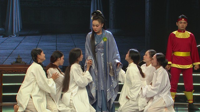 Chuông vàng vọng cổ - 20 năm giữ lửa cho nghệ thuật truyền thống - Ảnh 2.