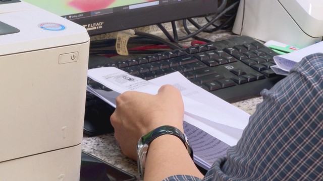 Đẩy mạnh phân cấp, quân quyền: TP. Hồ Chí Minh cử đội "đặc nhiệm" hỗ trợ phường, xã - Ảnh 2.