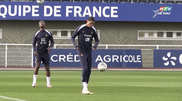 Kylian Mbappé vắng mặt trong buổi tập của tuyển Pháp - Ảnh 1.