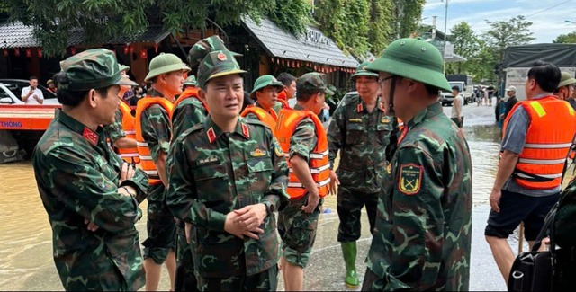 Viettel dồn quân, ứng cứu thông tin xuyên đêm tại Thái Nguyên trong lũ lịch sử - Ảnh 3.